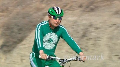 Ашхабад полностью перекрыт накануне велопробега 29 июля В Туркменистане 29 июля пройдет велопробег в ознаменование 50 дней до начала Азиады-2017.