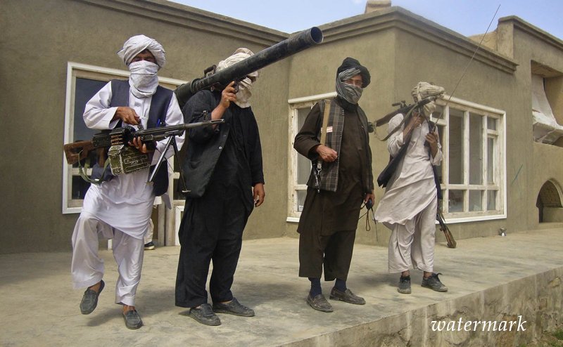 Москва опровергла сообщения о поставках оружия талибам
