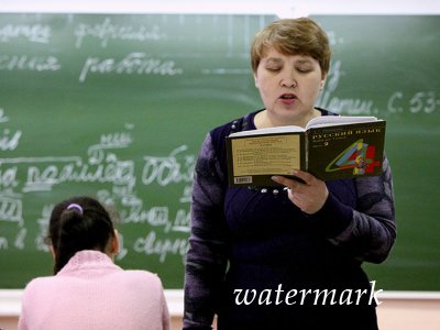 В Таджикистан приедут 30 учителей из России