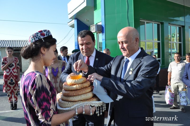 В праздновании независимости Таджикистана приняли участие гости из Узбекистана