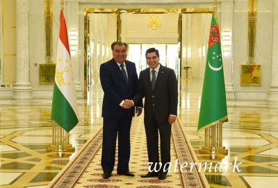 Эмомали Рахмон в Ашхабаде провел встречи с президентами Пакистана и Туркменистана