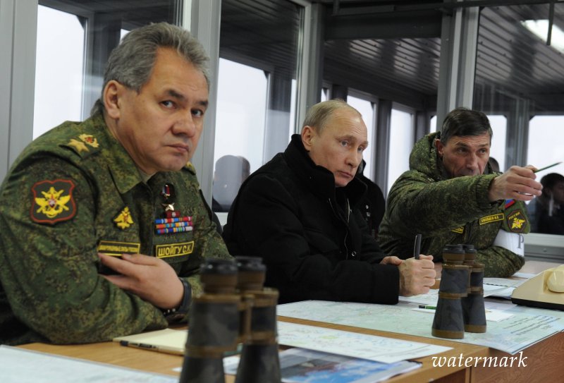 Путин разрешил иностранцам воевать в рядах армии России за границей