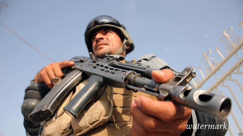В Афганистане около десятка полицейских убиты при атаке талибов