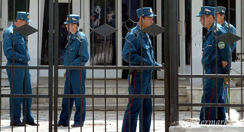 МВД Узбекистана будет круглосуточно искать в интернете посягательства на свою честь