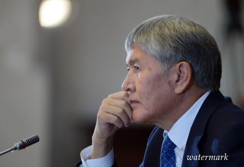 Давлат: уходящий с поста президента Кыргызстана Атамбаев громко закрывает за собой двери