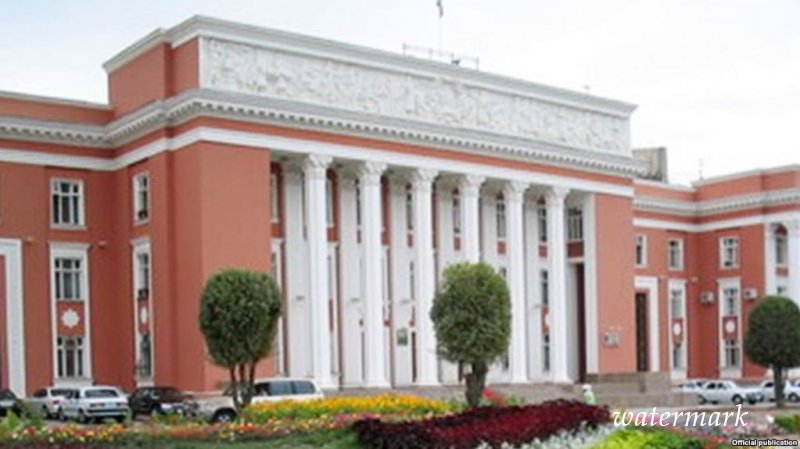 Парламент Таджикистана обсудит поправки в закон о выборах президента