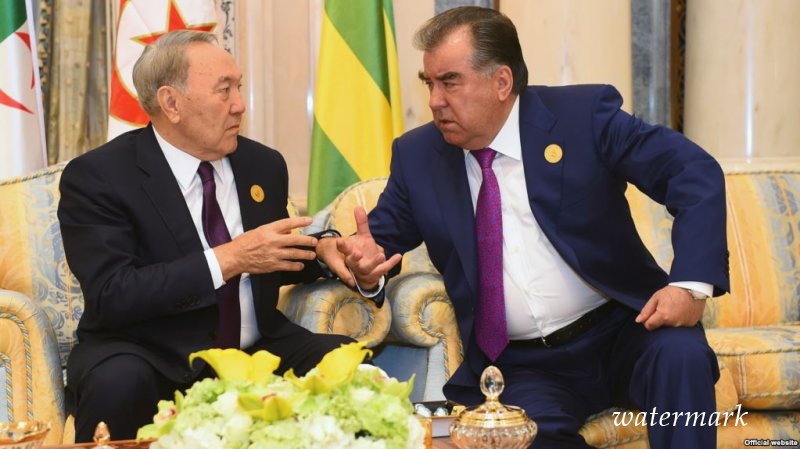 Что будут обсуждать Рахмон и Назарбаев?