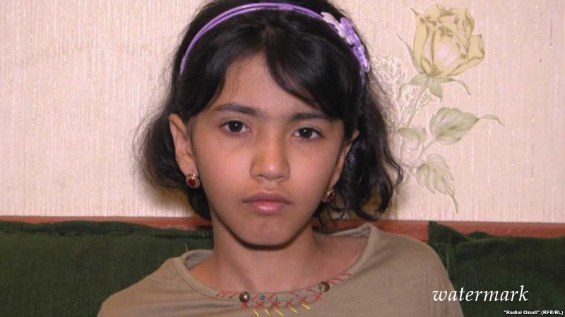Марьям, девочку из багдадского приюта, вернули в Таджикистан. ФОТО