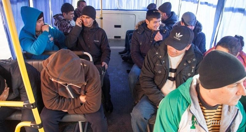 В России падает число долгосрочных мигрантов