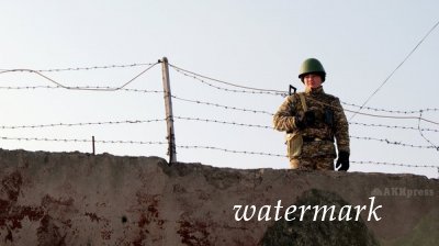 Пограничный наряд Кыргызстана после стрельбы задержал военнослужащих Таджикистана