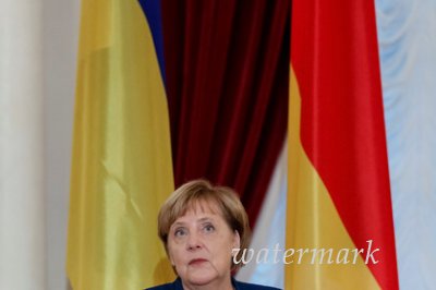 Меркель объяснила разницу подходов Германии и Украины к «Северному потоку-2»