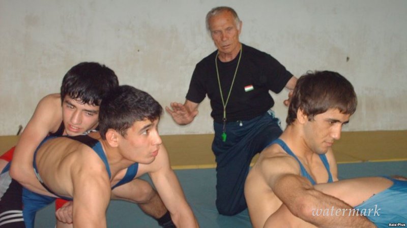 В Душанбе в результате грабительского налета убит мастер спорта СССР