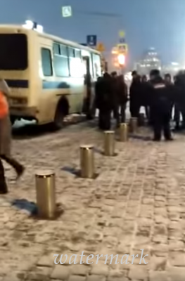Полиция забирает мигрантов в Новый год. Кремль (ВИДЕО)