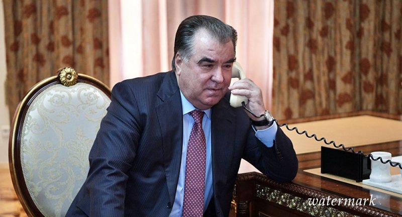 Рахмон провел совещание с главами регионов Таджикистана перед Наврузом