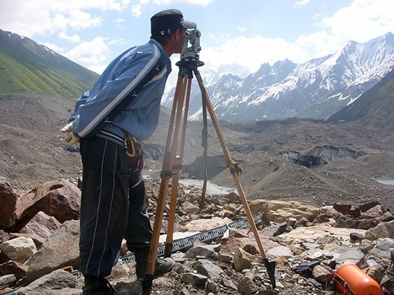 Таджикистан выделил более 25 млн сомони для изучения ледников