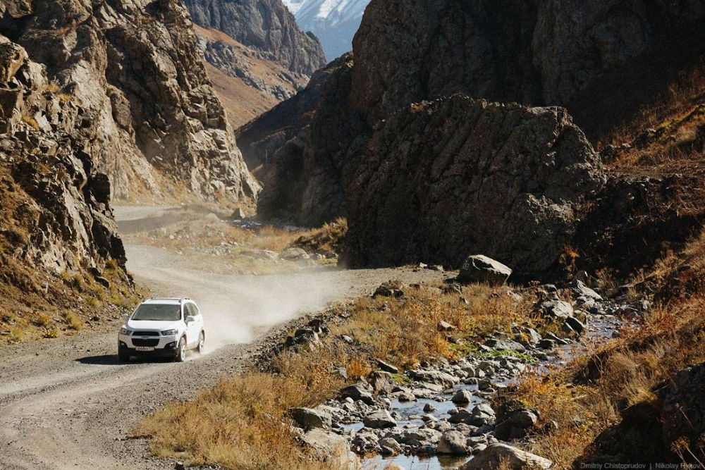 Минтранс Таджикистана недоволен состоянием региональных автодорог страны