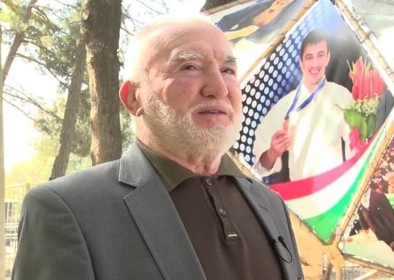 В Душанбе скончался основатель таджикского самбо Исмат Абдуллоев