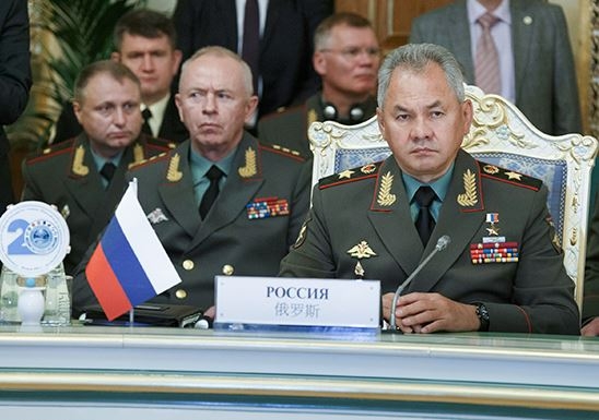 Министр обороны России вспомнил, как был в заложниках у бандитов в Таджикистане