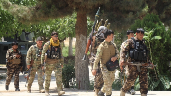 Почти 400 афганских военнослужащих перешли на таджикскую сторону
