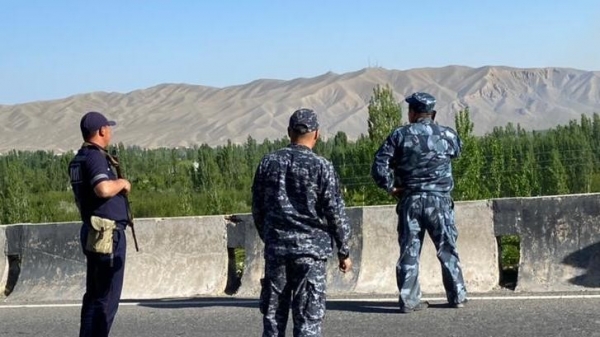 Версия Погранслужбы Кыргызстана: На пограничников внезапно напали со стороны Таджикистана