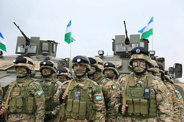 Узбекские военные установили огневые позиции на границе с Афганистаном