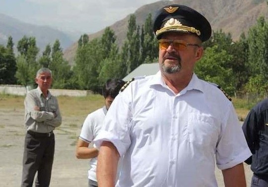 Тело погибшего таджикского пилота все еще находится на месте трагедии