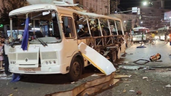 Одна женщина погибла, 17 пострадали при взрыве в автобусе в Воронеже