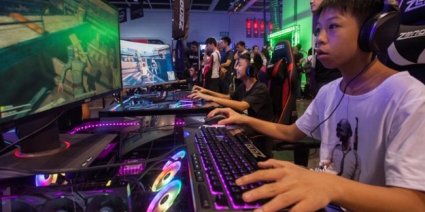 В Китае детям запретили играть в видеоигры больше трех часов в неделю