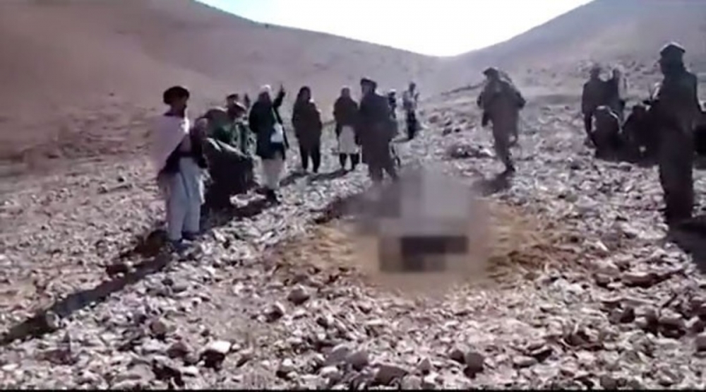 Талибы сожгли молодую женщину из-за невкусного обеда