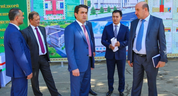 Рустам Эмомали открыл в Душанбе детский сад и частный лицей