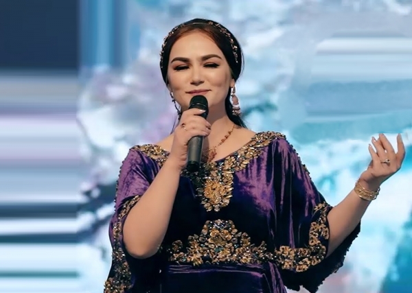 Нигина Амонкулова спела нежную и трогательную песню: видео