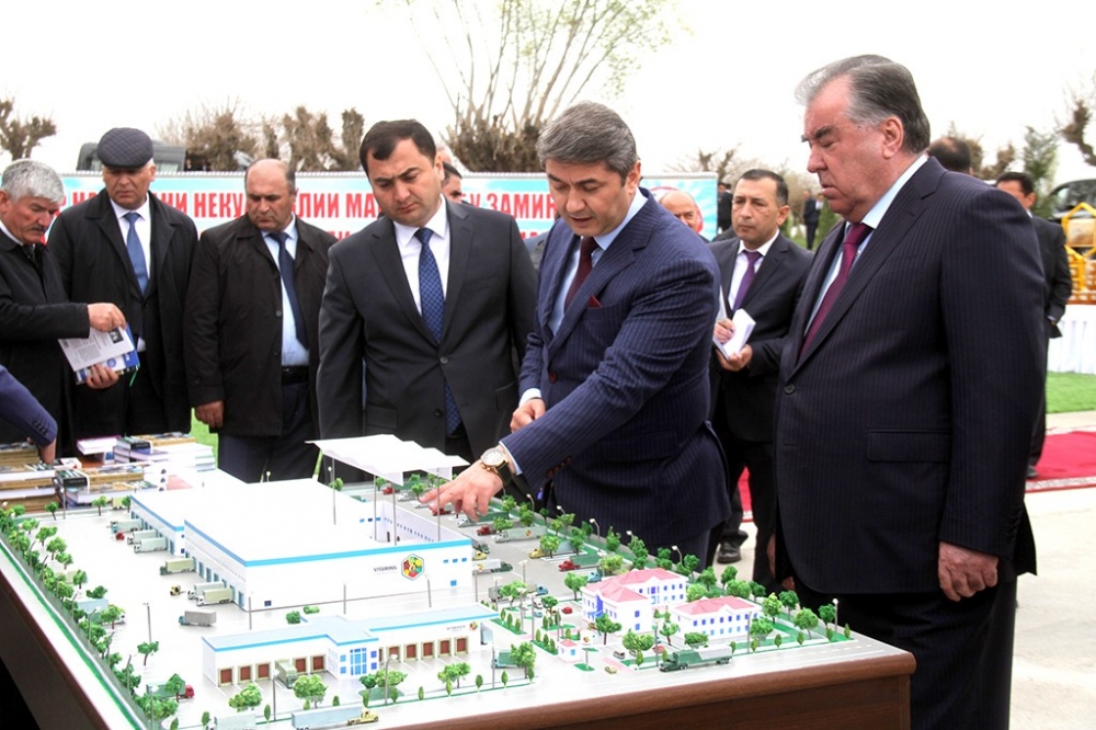 Саидмурод Давлатов построит в Таджикистане инновационные теплицы за 20 миллионов долларов