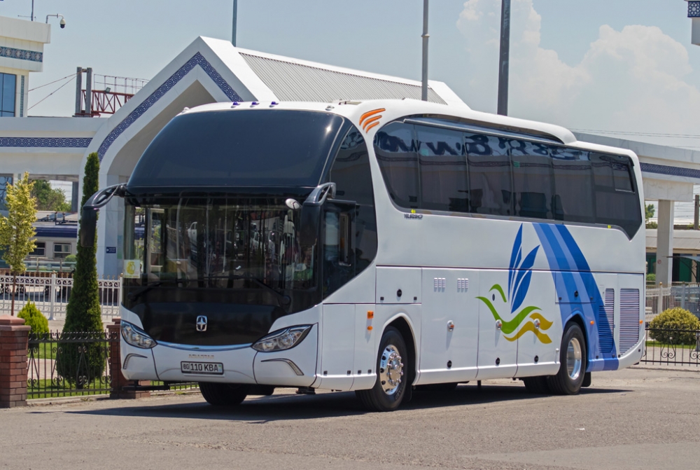 Узбекистан запустит транзитные автобусы между Сырдарьинской областью и Таджикистаном