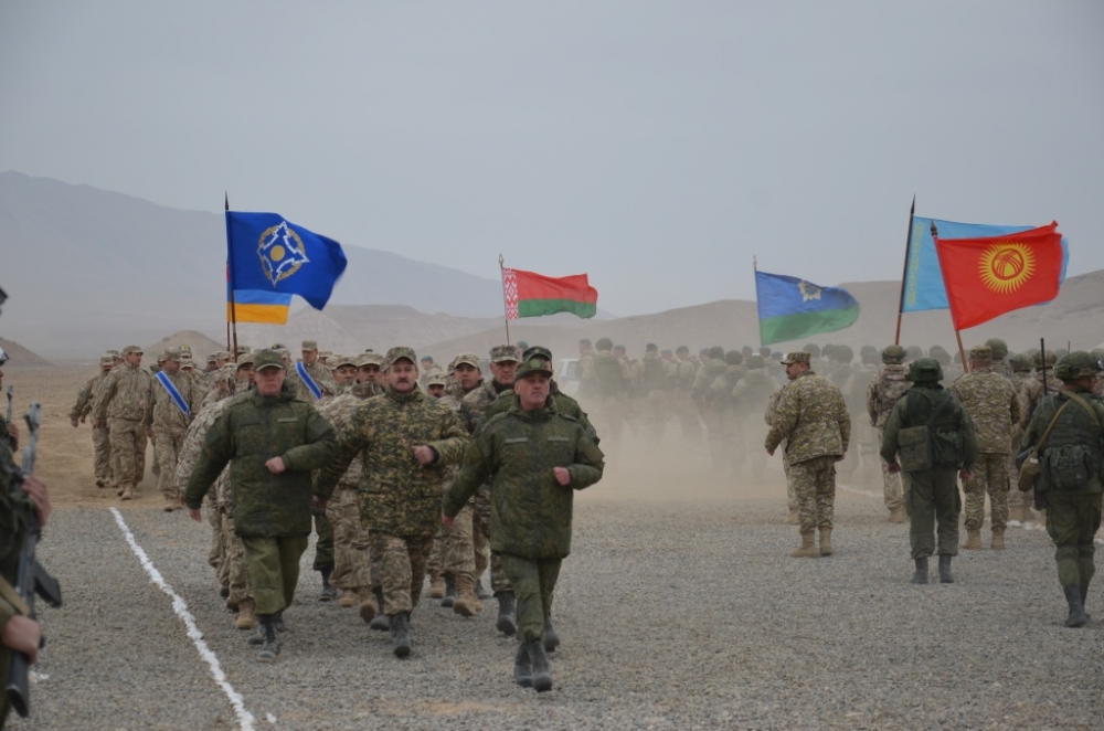 На юге Таджикистана сегодня стартуют сразу три учения войск стран ОДКБ