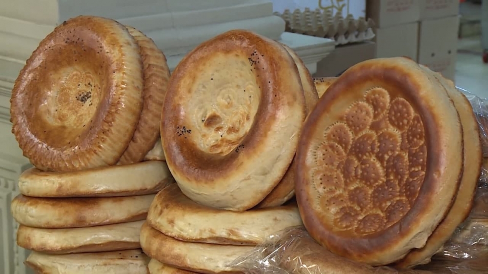 Таджикистан может полностью обеспечивать себя своим хлебом?