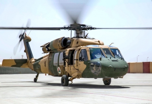 Талибы призвали Узбекистан вернуть вертолеты, которые угнали пилоты предыдущей афганской армии