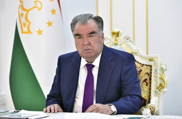 Эмомали Рахмон поменял руководителей в ведомствах Таджикистана