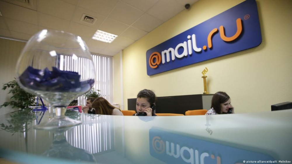 Mail.ru заплатит 3 млн рублей штрафа за публикацию постов Навального и Яшина