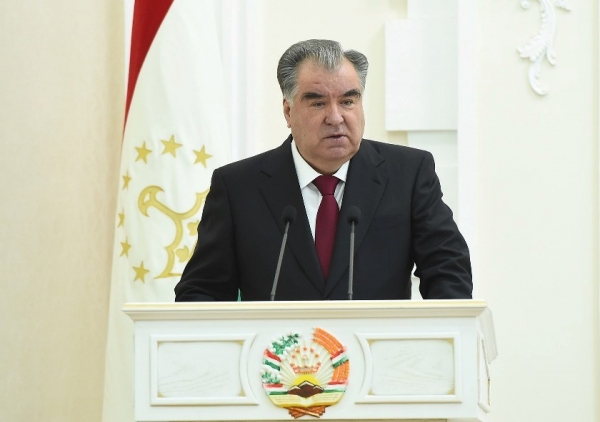 Президент Таджикистана поручил руководству Согда решить проблемы по формированию бюджета