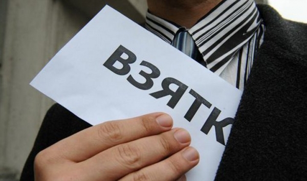 На севере Таджикистана чиновник подозревается в крупном мошенничестве с землей