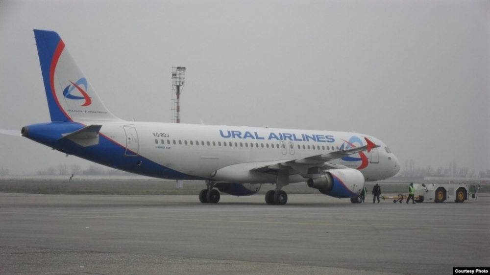 Бештари парвозҳои "Ural Airlines" ба Тоҷикистон ба таъхир афтод, чанд парвоз ҳам бекор шуд