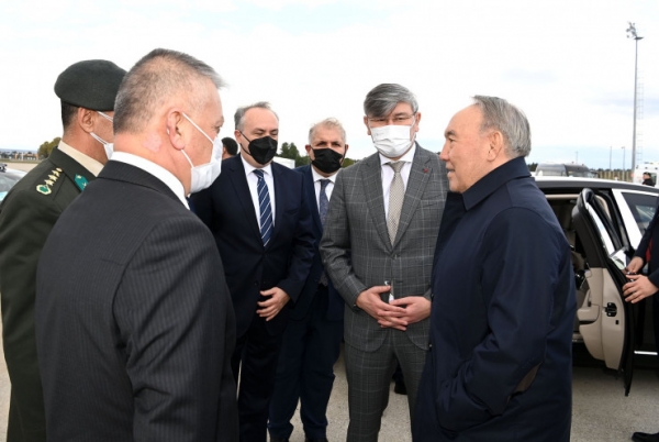 Назарбаев прибыл в Турцию