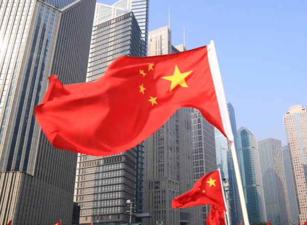 Китай ввел ответные визовые санкции против американских чиновников