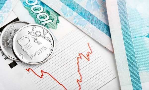 Рубль отыграл февральское падение в Таджикистане