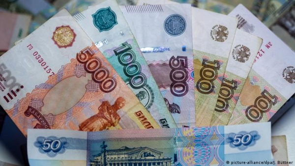 Аналитики предсказали рублю укрепление в апреле-мае до 60−65 ₽/$