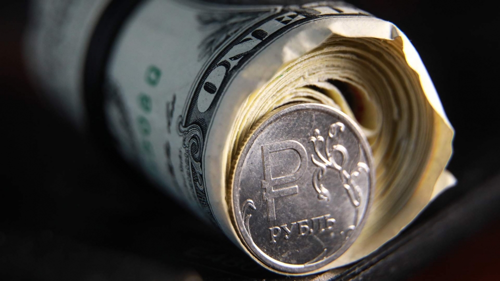 Доллар больше не нужен: с чем связано укрепление рубля