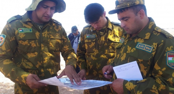 Таджикские Погранвойска привели в состояние полной боеготовности из-за перестрелки в афганском приграничье