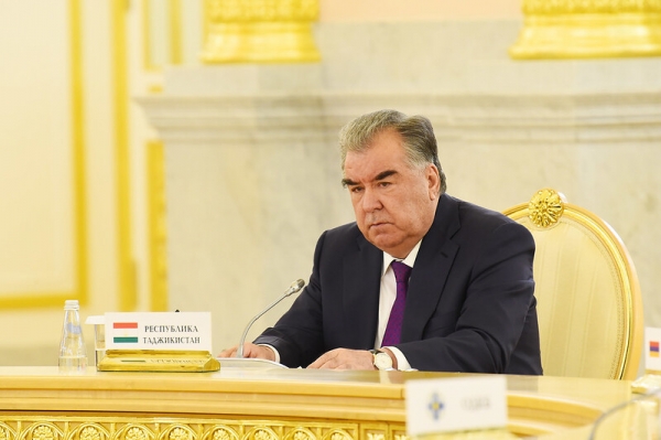 Рахмон: «Таджикистан продолжит вносить лепту в обеспечение безопасности в регионах ОДКБ»