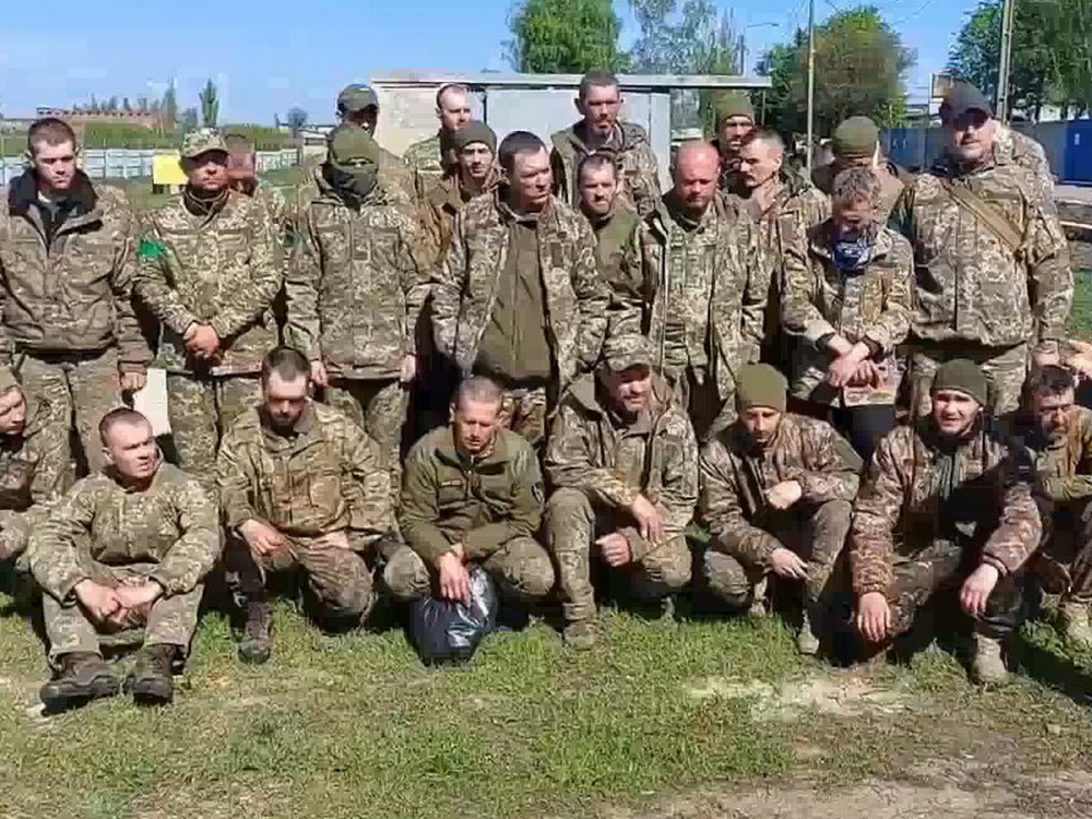 Сдавшиеся в Херсоне в плен срочники ВСУ просят не обменивать их и не возвращать на Украину