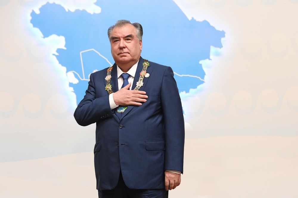 Эмомали Рахмону предлагают повторно присвоить звание Героя Таджикистана